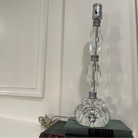 Vintage Art Deco regency cut crystal 16” table lamp